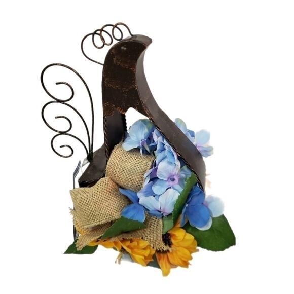 Rooster   - Picture 2 of 7